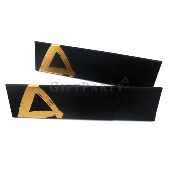 客製化禮品, 霧黑鉛筆訂製, 三角紙盒鉛筆, 極簡文具贈品, 企業贈品採購, 展場贈品, 建築師事務所贈品, 全黑美學