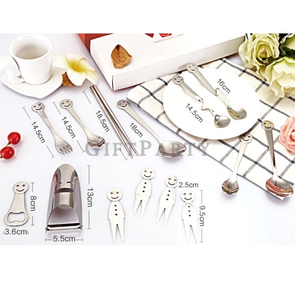 禮品,贈品,客製化禮品,餐具禮盒,活動贈品,企業關懷,品牌禮盒,笑臉餐具,笑臉餐具16件裝禮盒+手提袋3