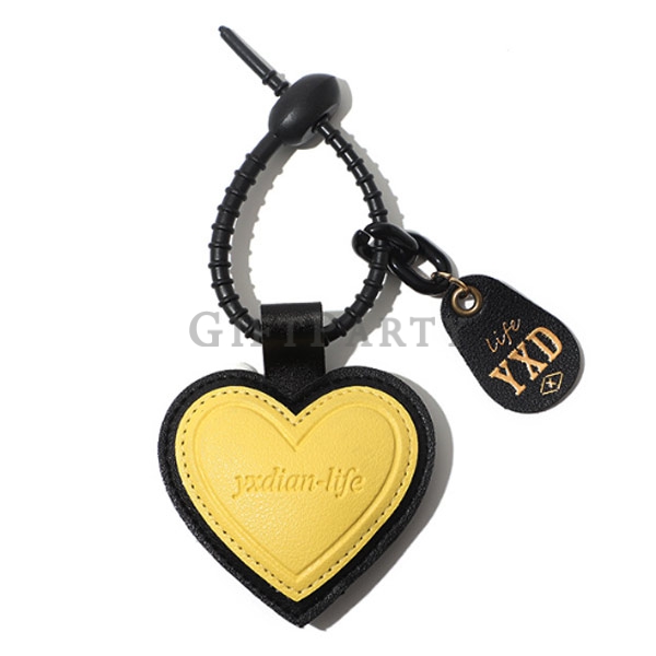 leather keychain,logo charm,gift for branding,retail promo key ring,IP accessory,皮革愛心鑰匙圈掛飾